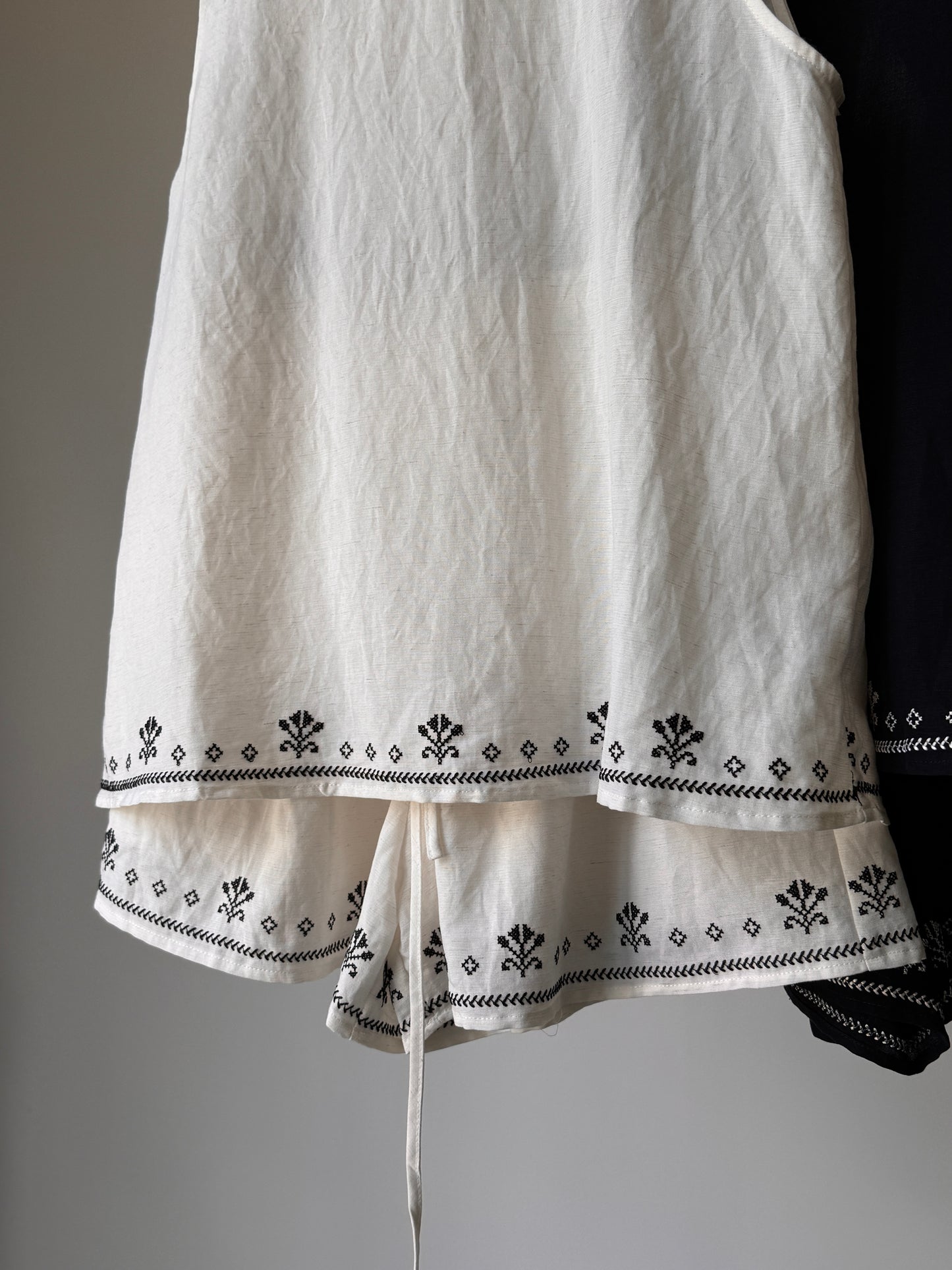 EL Embroidered Set(~6/30)