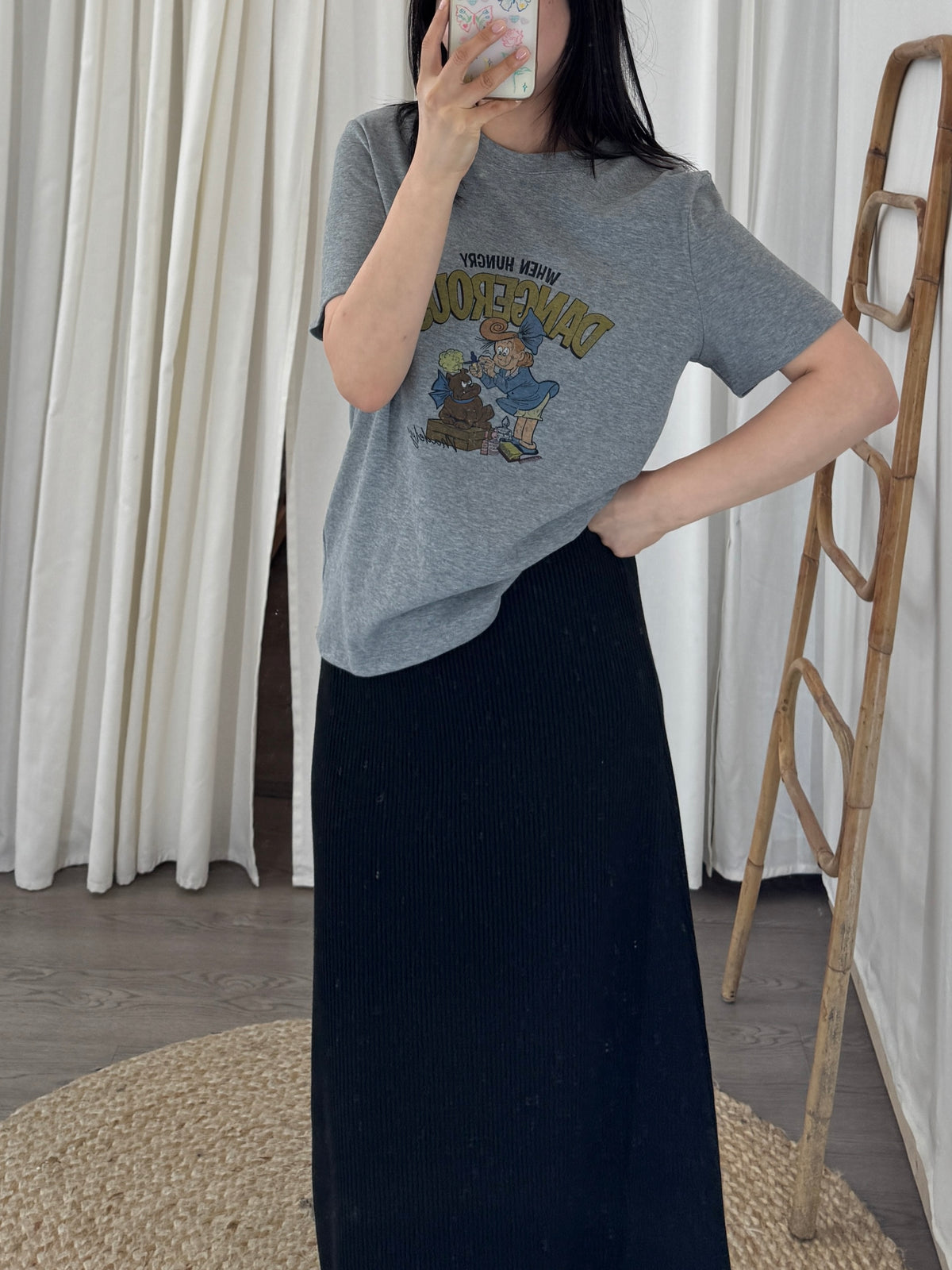 Hungry Tee(~9/15)