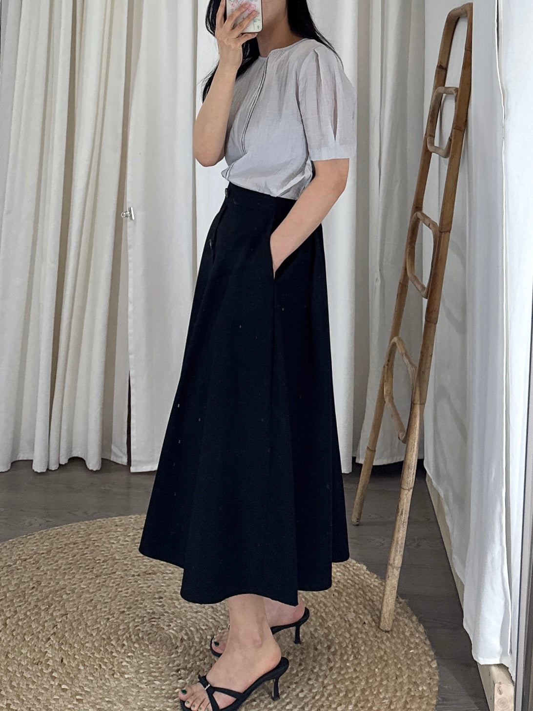Signal Button Skirt
