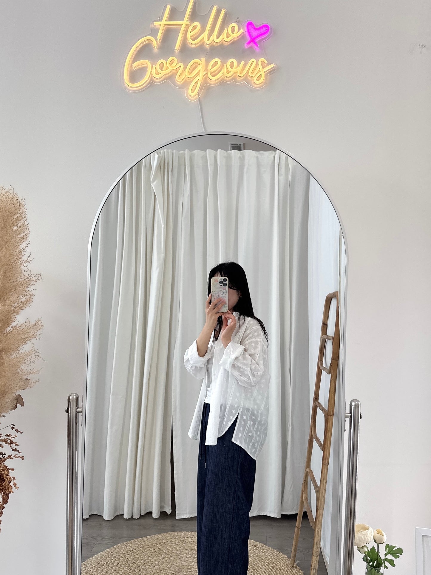 Lace Overfit Shirt(~3/29)