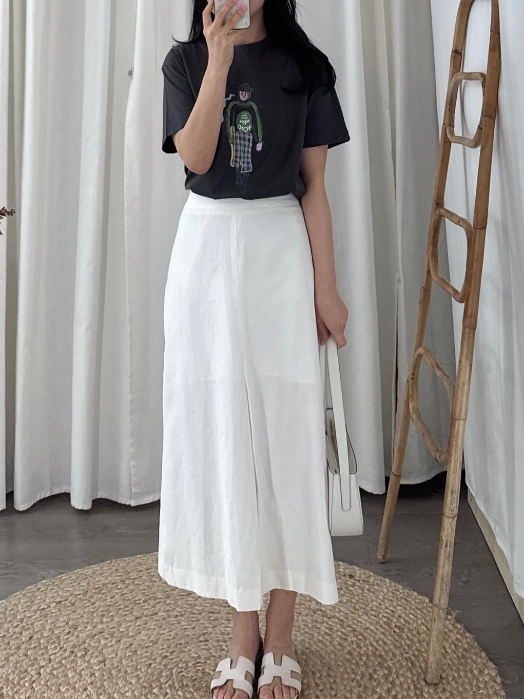 Front Slit Linen Skirt