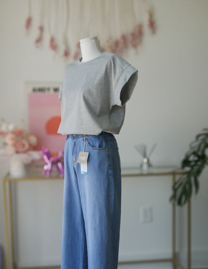 Cooling Slit T-shirt - AdoreMeU