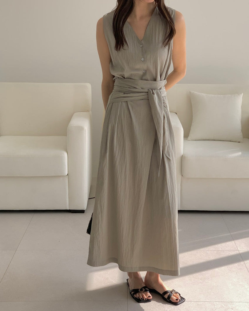 * Dove Sleeveless Maxi Dress