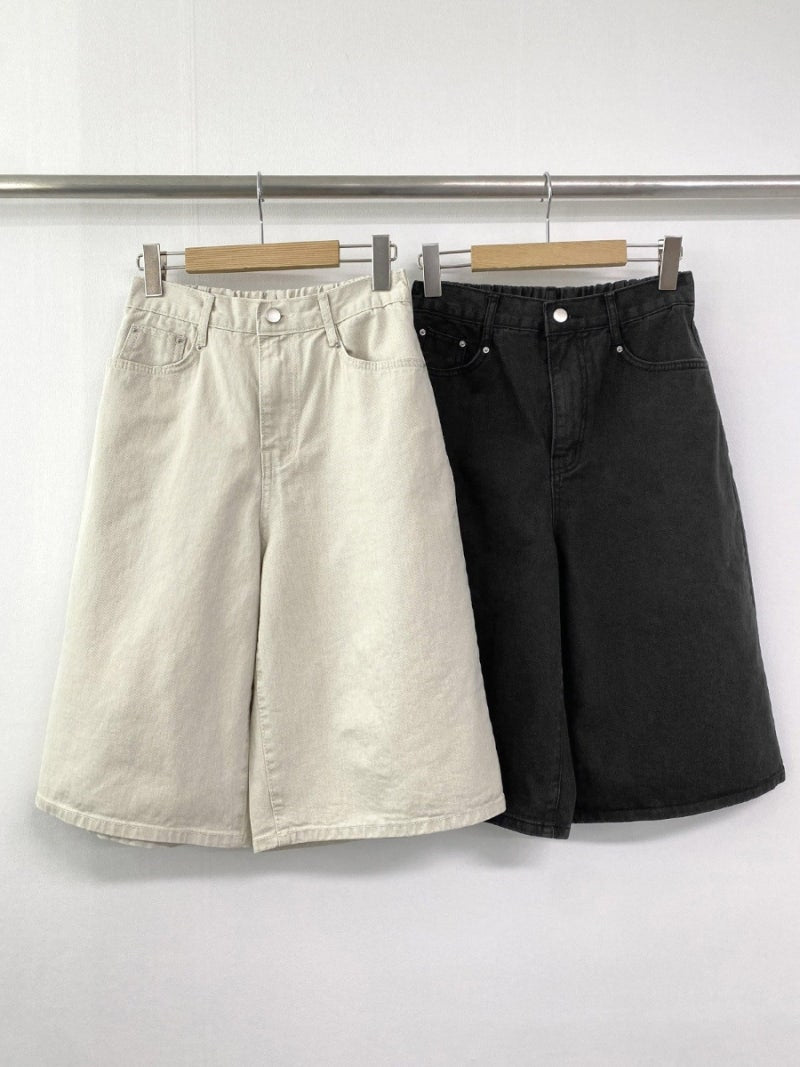 * Cotton Cationic Bermuda Shorts