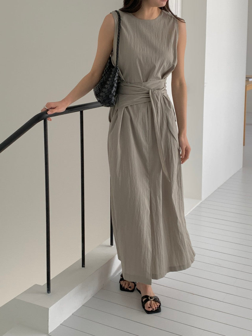 * Dove Sleeveless Maxi Dress