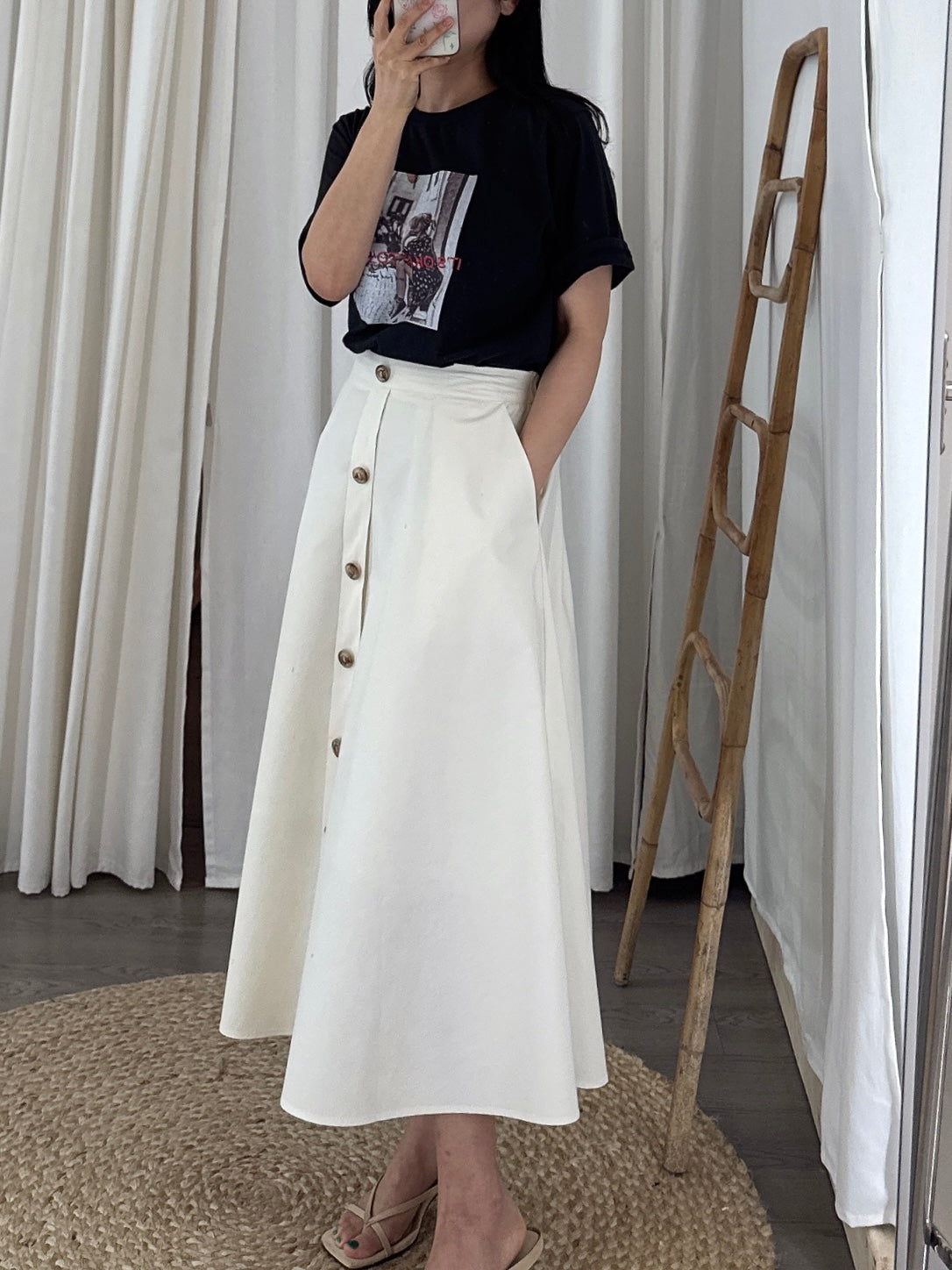 Signal Button Skirt