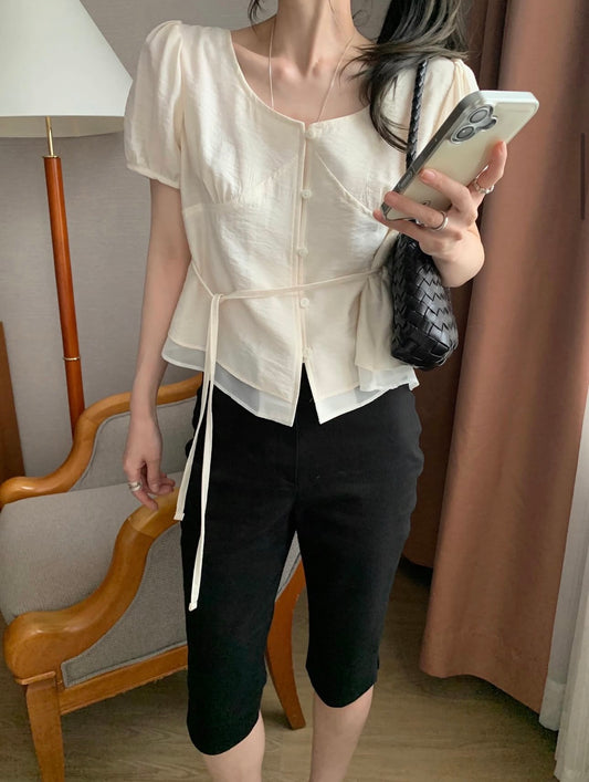 * Half Sleeve Shirring Blouse