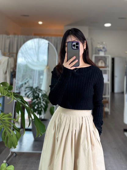 Wearing Knit - AdoreMeU