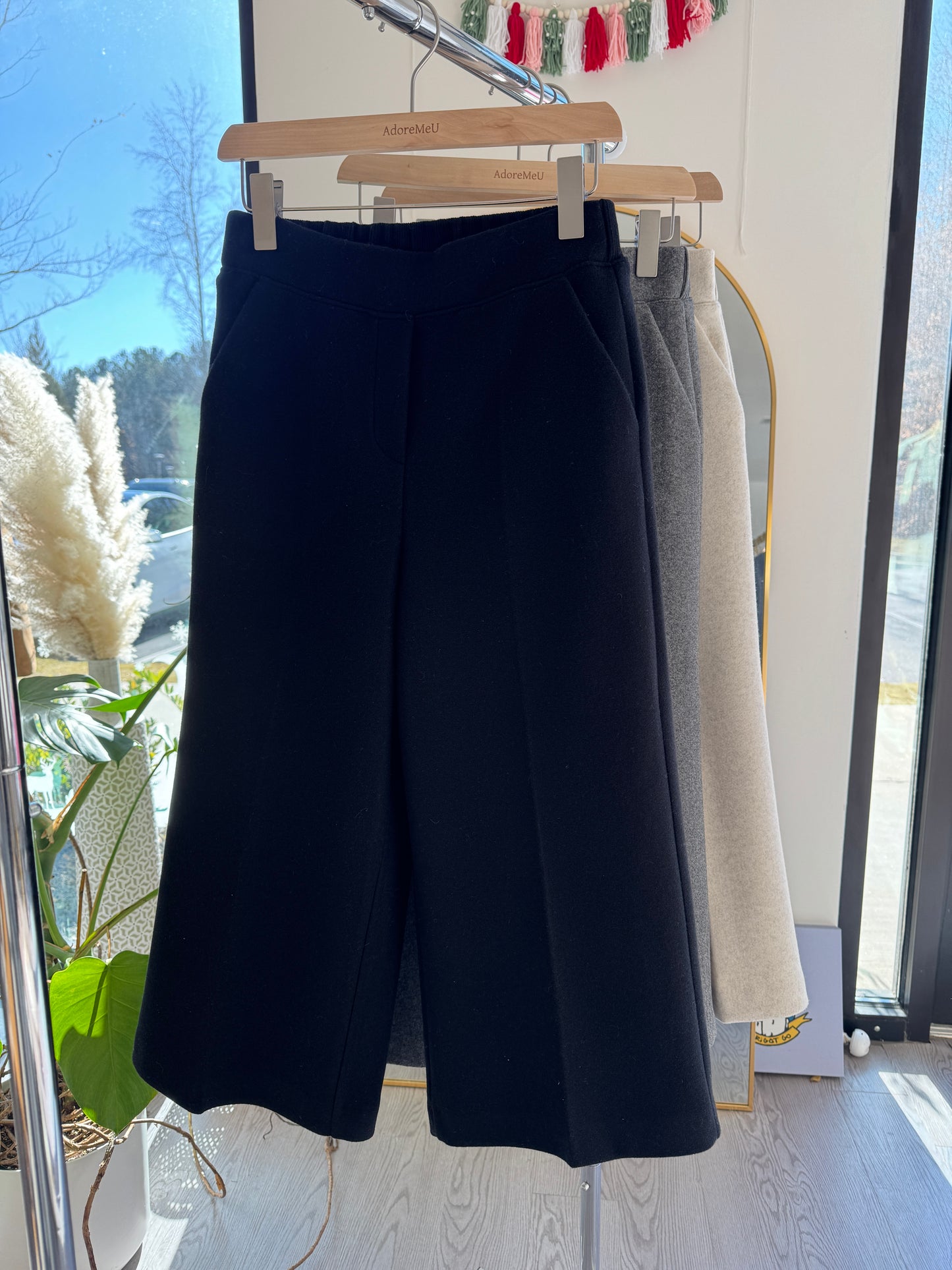 Crop Wool Pants