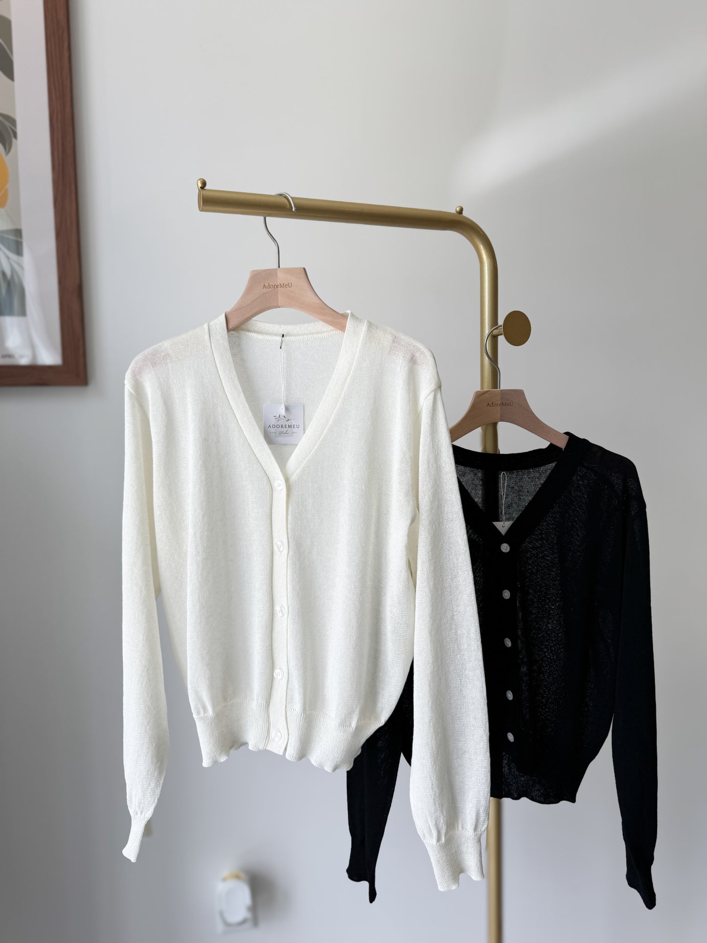 Linen V neck Cardigan (~5/19)
