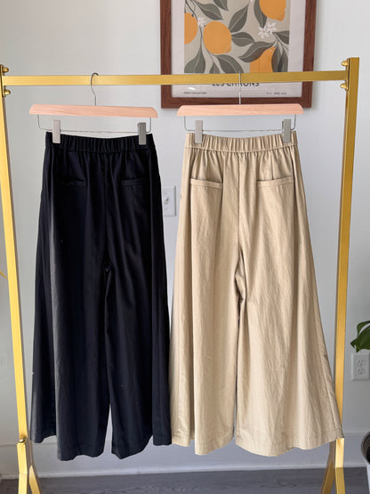 Two Pintuck Wide Pants (~3/31)