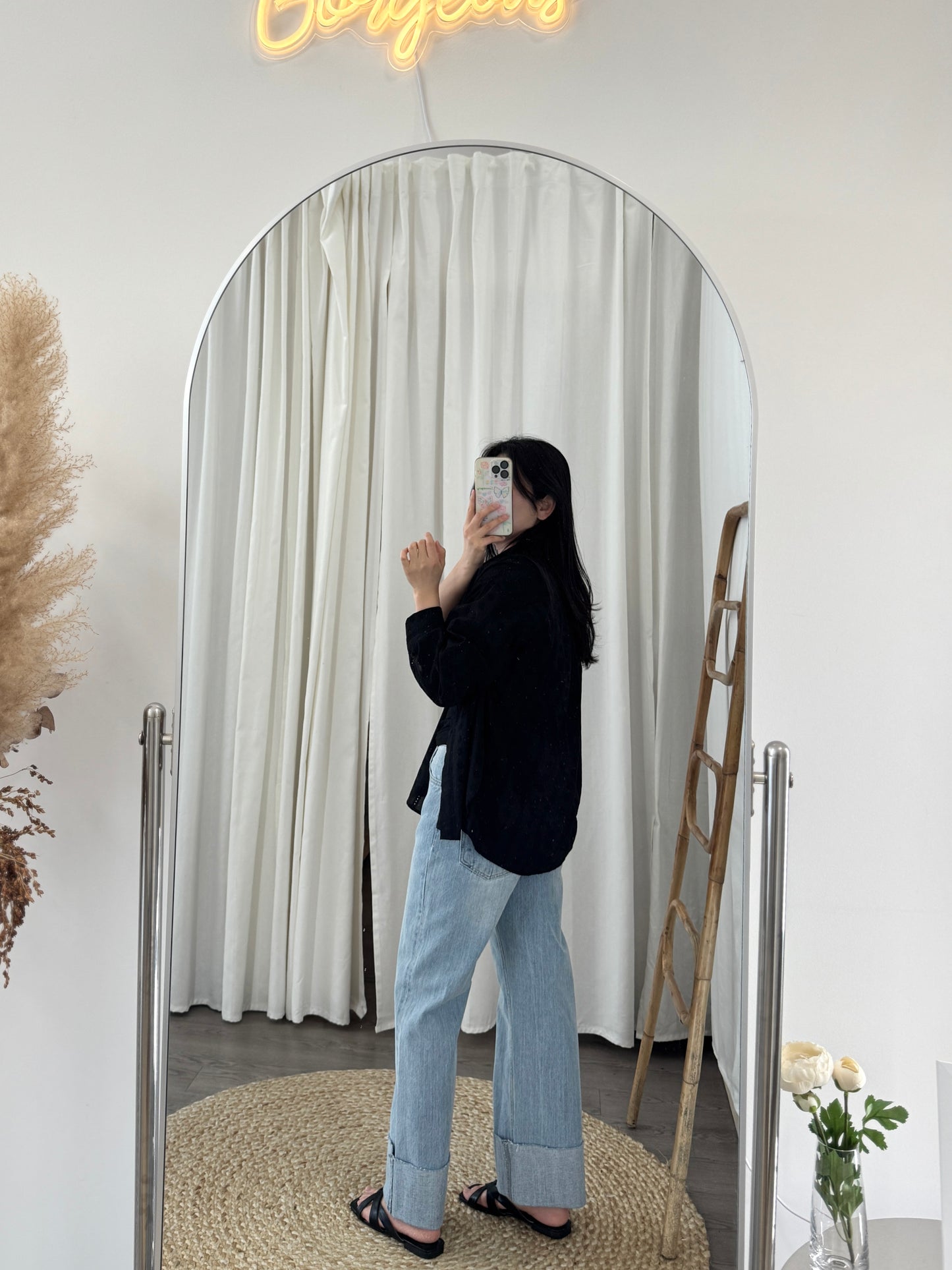 Lace Overfit Shirt(~3/29)