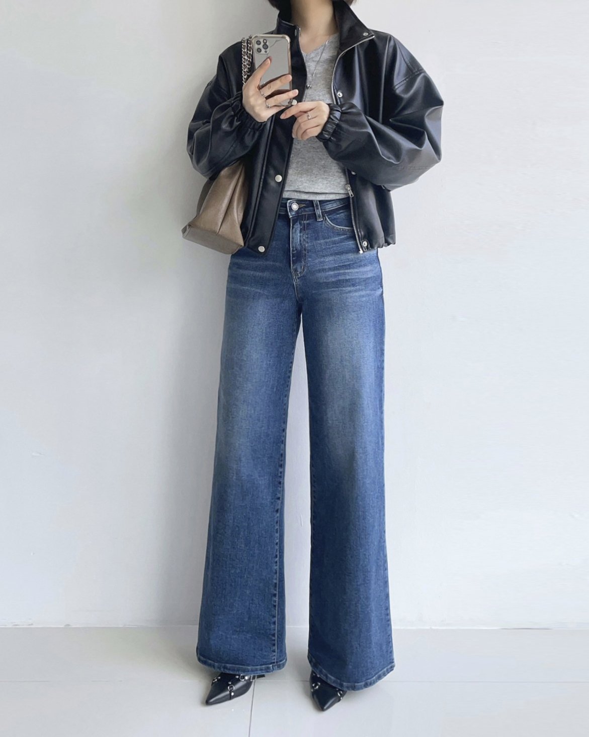 Banding Wide Flare Jeans (~9/5)