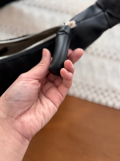 Cowhide Croissant Bag (Preorder)