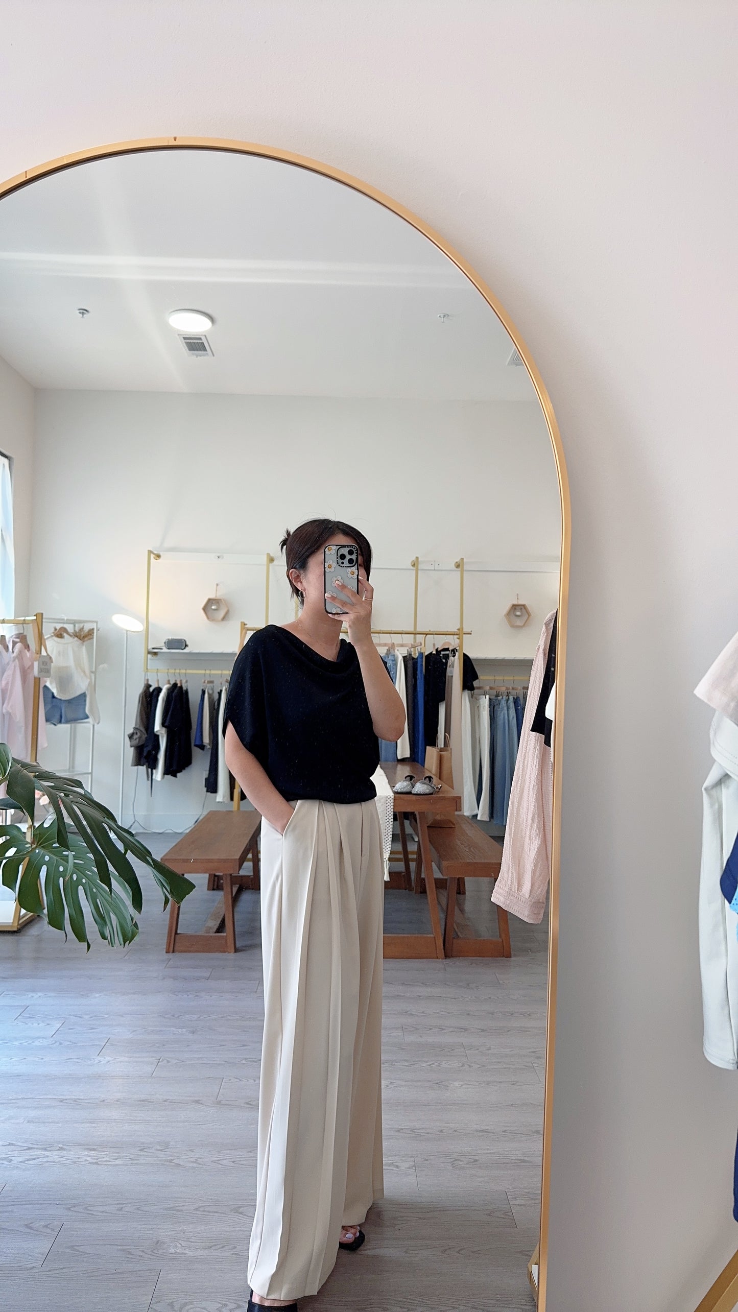 Draped Short Sleeve Knit Top (~8/5)