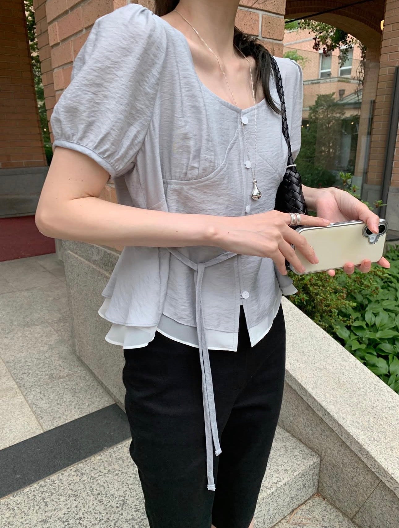 * Half Sleeve Shirring Blouse