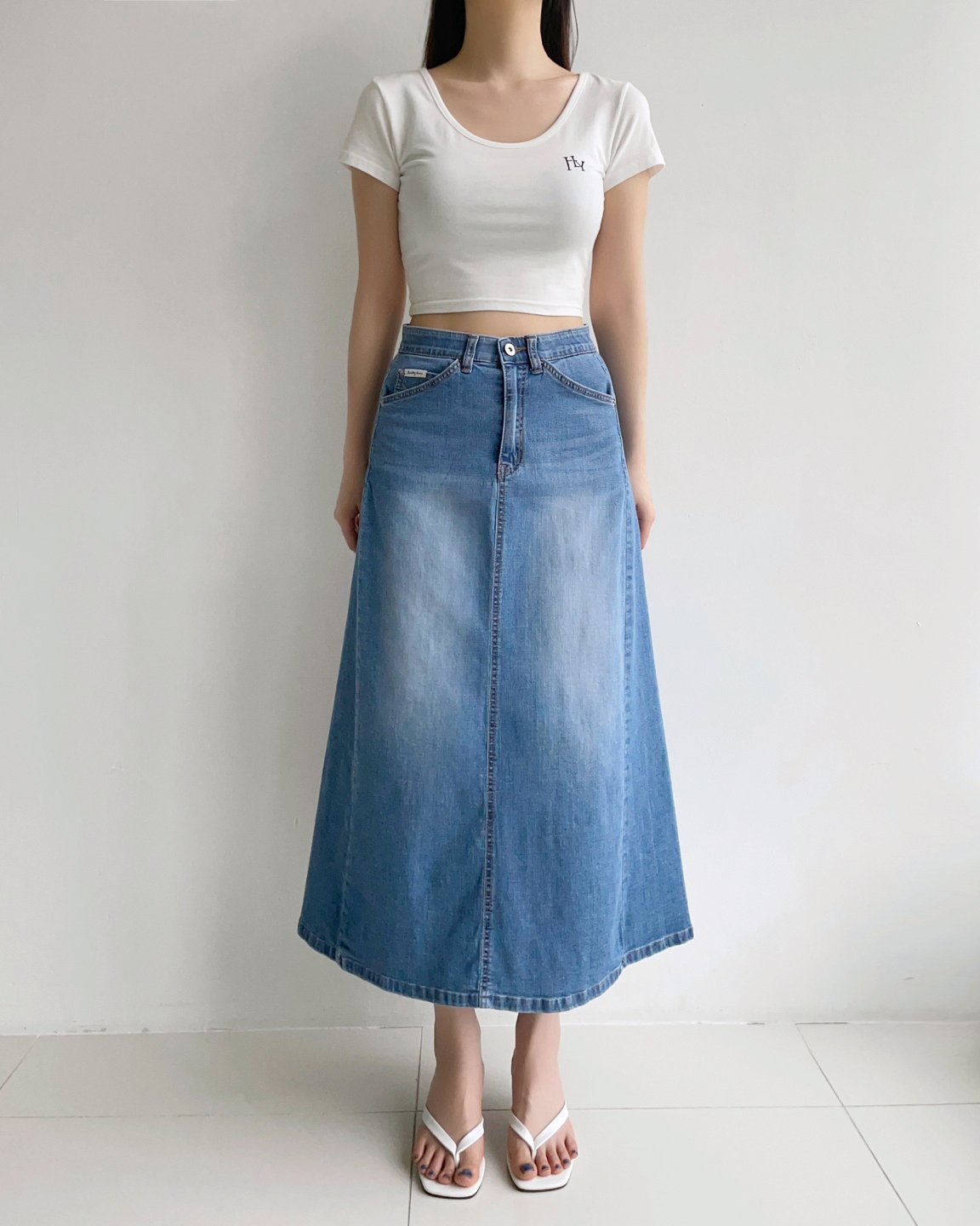 * A-Line Front Pocket Skirt
