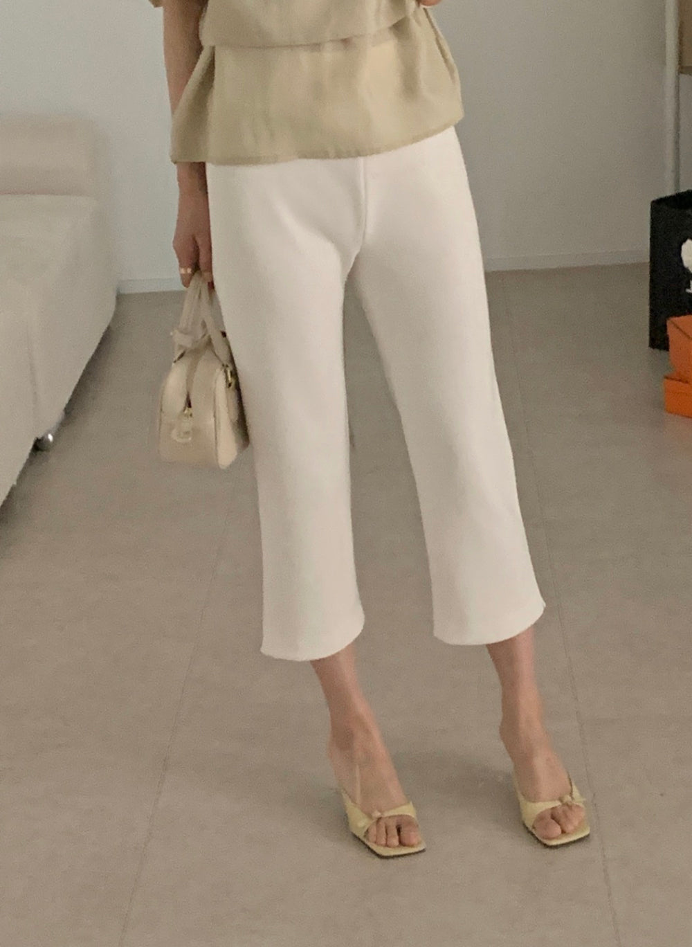 * Slim Capri Slit Pants