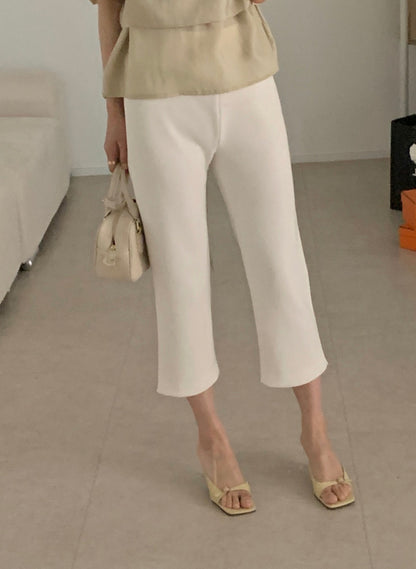 * Slim Capri Slit Pants
