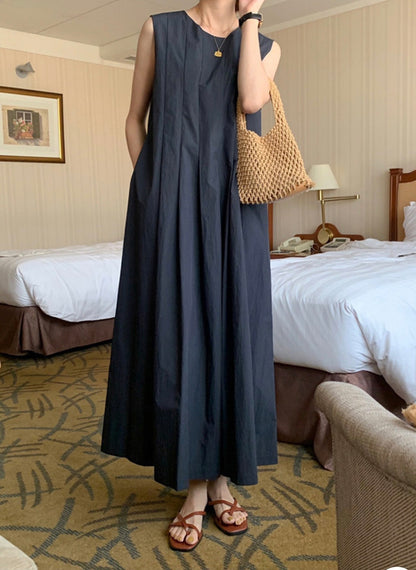 * Plain Pintuck Dress