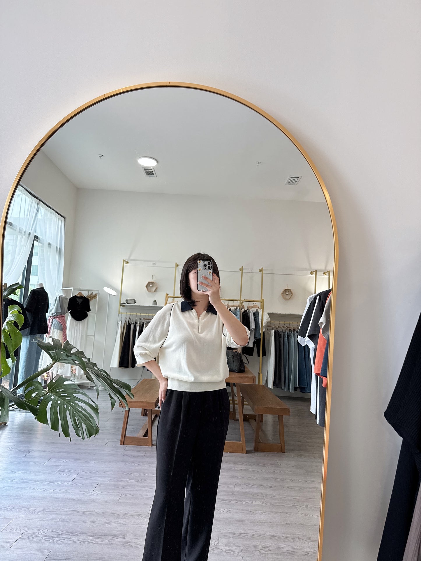 Contrast Collar Knit