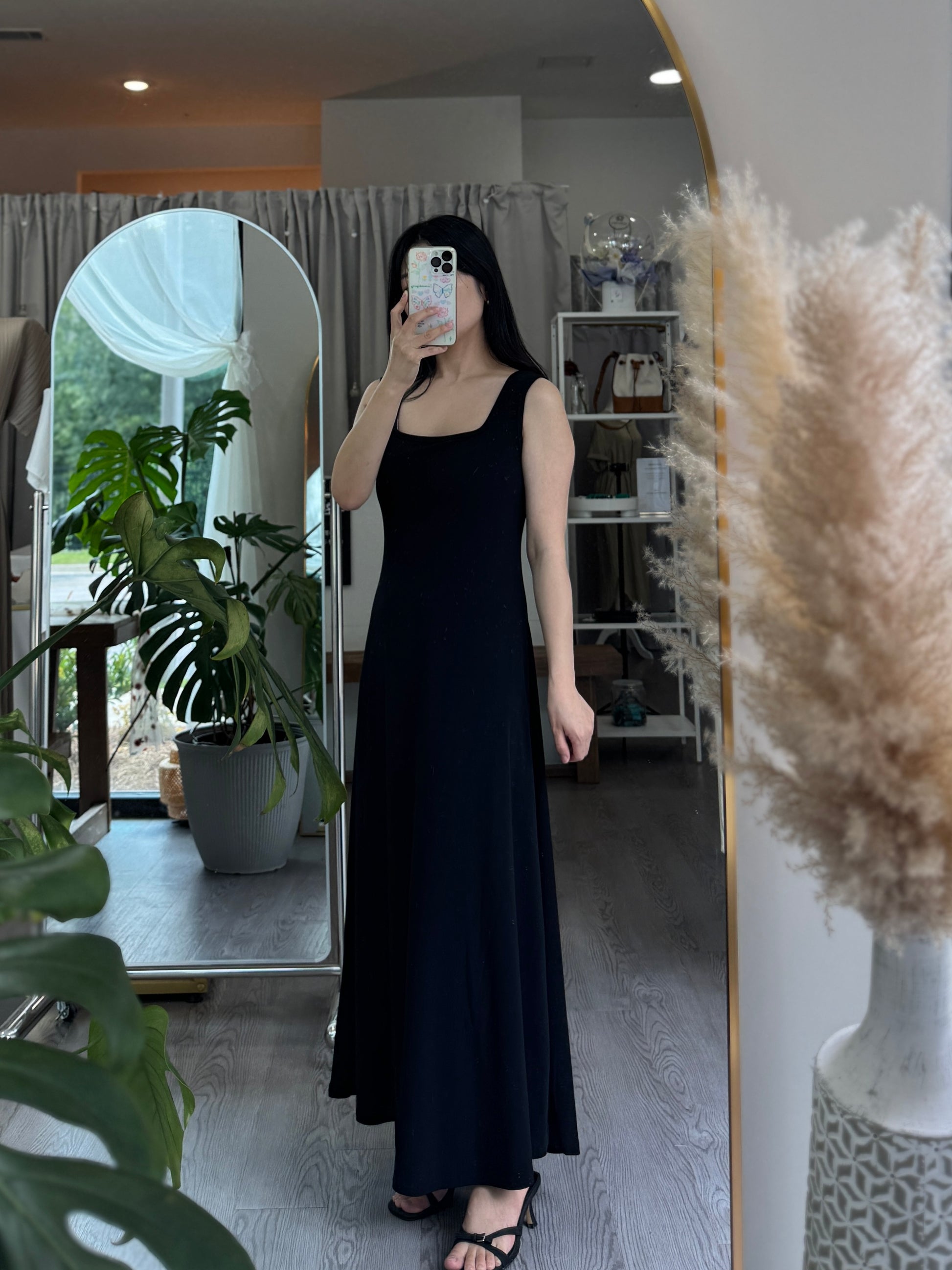 Square Grace Dress - AdoreMeU