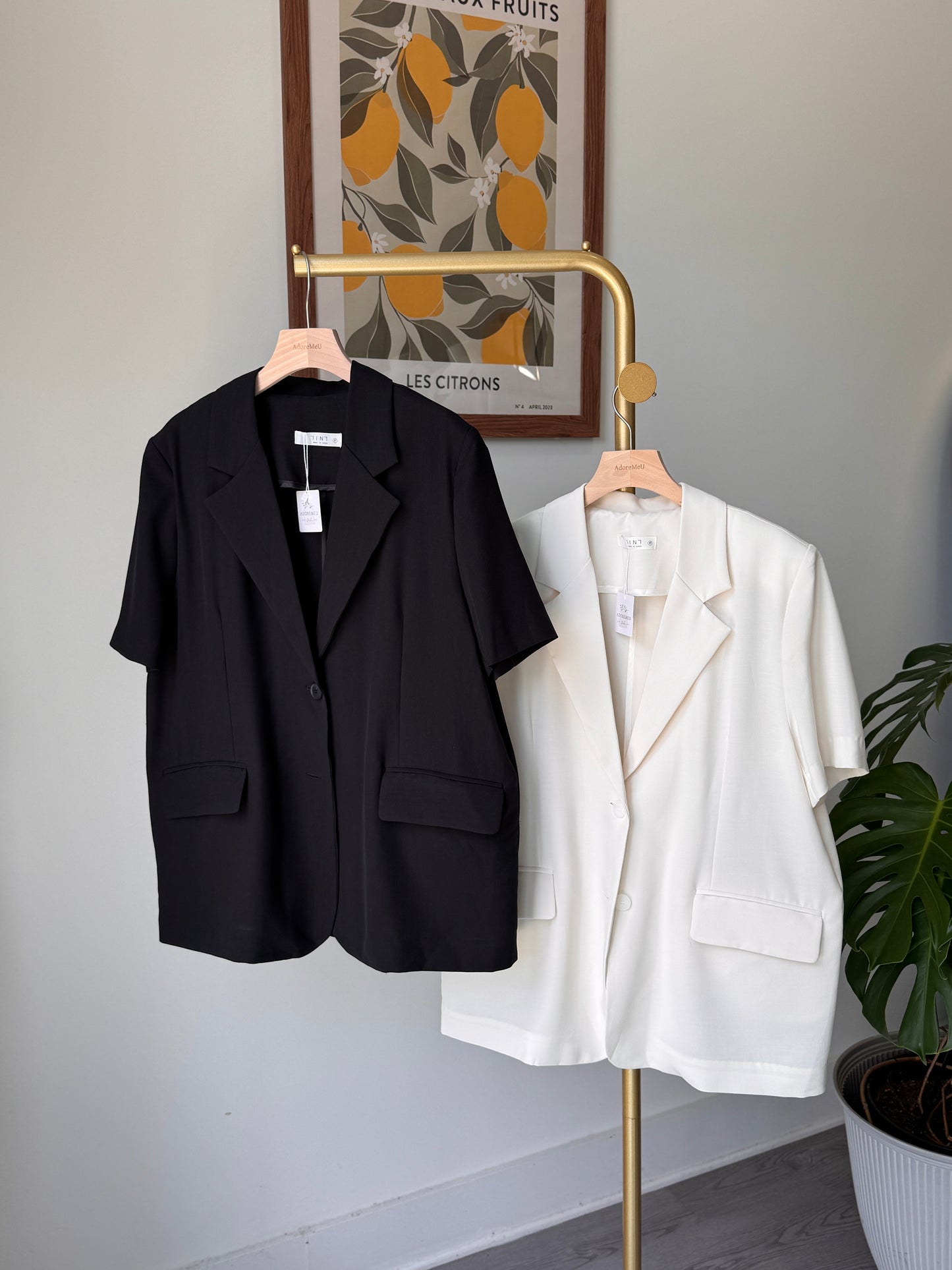 Summer Back Slit Jacket (~6/29)