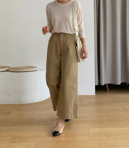 Loose Beige Cargo Pants
