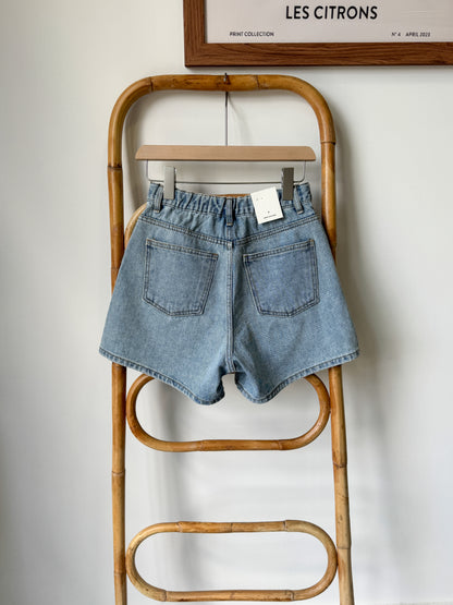 4-Inch Back Elastic Denim Shorts - AdoreMeU