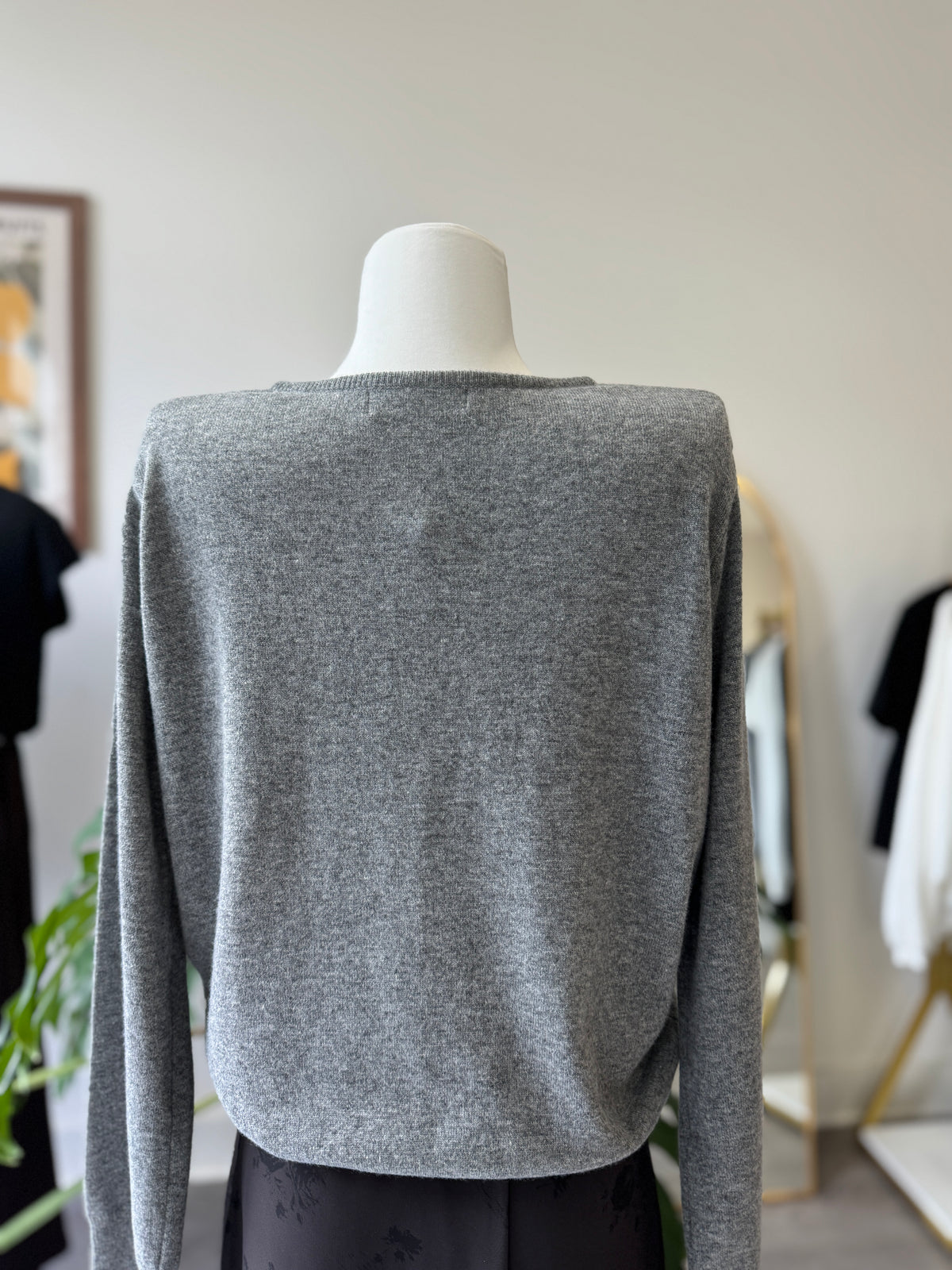 Soft V Cash Knit