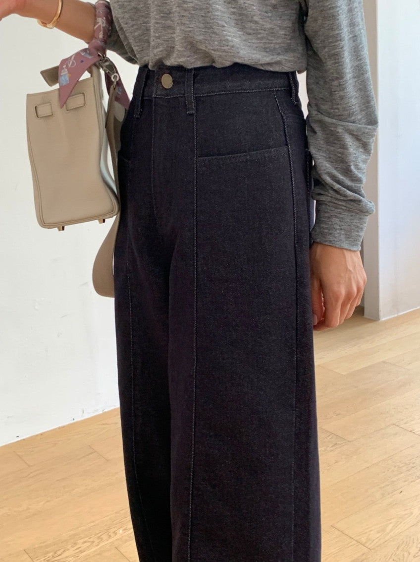 * Non-Fade Cropped Denim