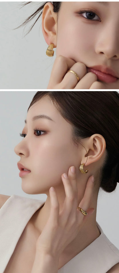 14KGF Bold Line Earring - AdoreMeU