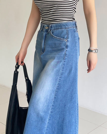 * A-Line Front Pocket Skirt