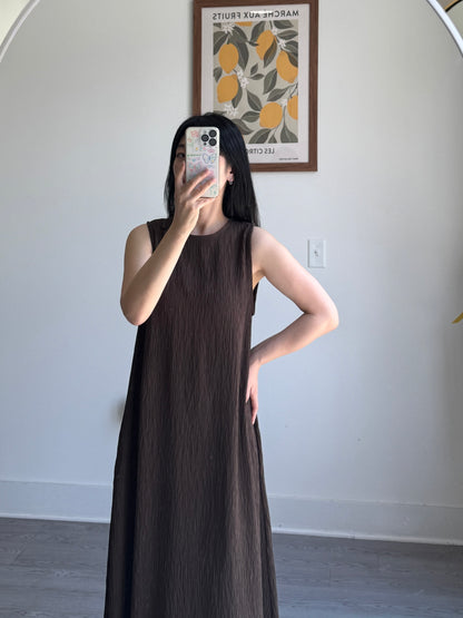 Titi Pleated Sleeveless Dress - AdoreMeU