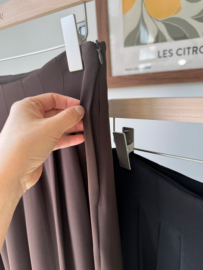 Three Pintuck Slacks(~9/22)