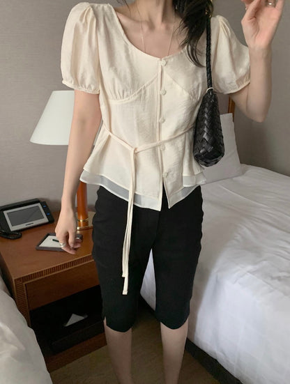 * Half Sleeve Shirring Blouse