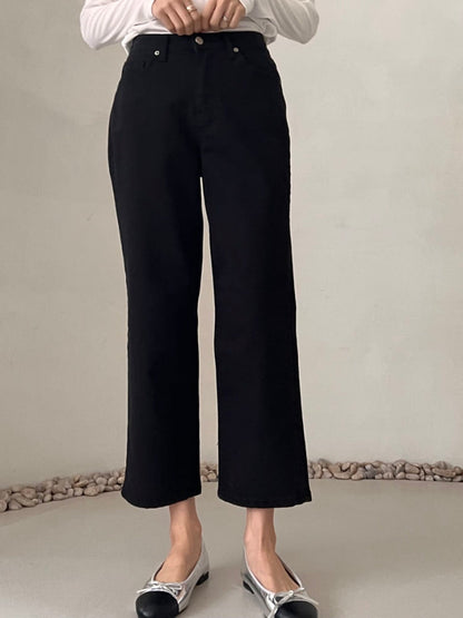 * Straight-leg cotton pants