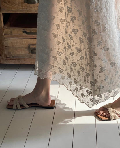 *Floral Lace Long Skirt