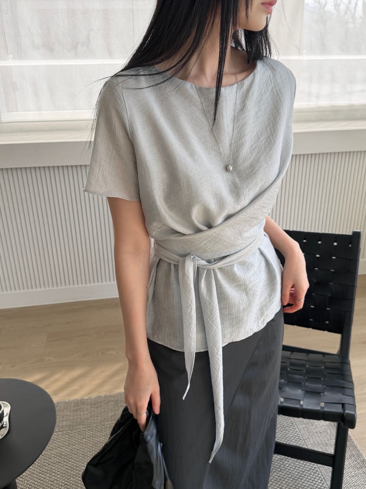 * Sie Wrap Blouse