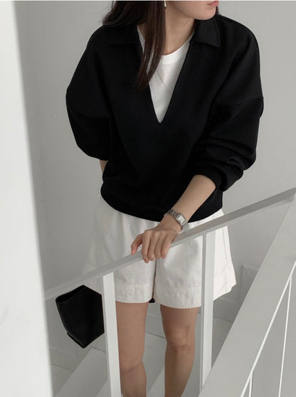 Foaming V-Neck Sweatshirt