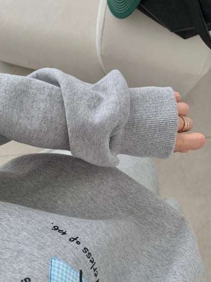 *Picnic Print Sweatshirt