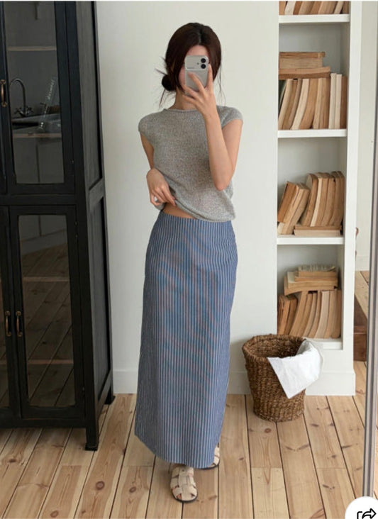 * Stripe Semi A-Line Long Skirt
