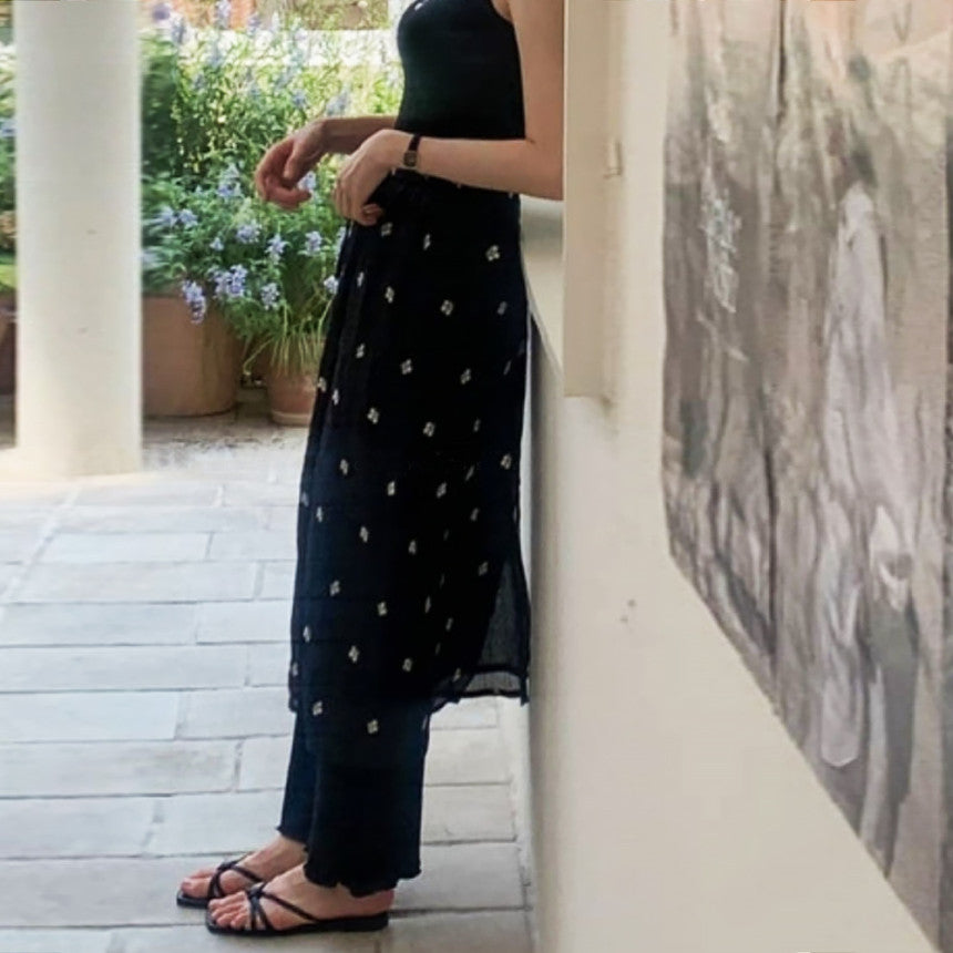 *Floral Embroidered Chiffon Skirt