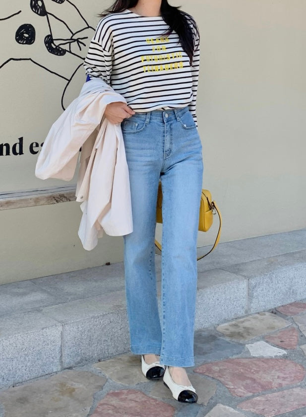 *Stripe Lettering T-Shirt