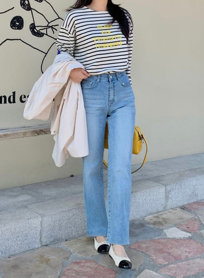 *Stripe Lettering T-Shirt