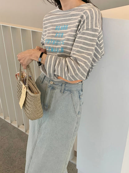 *Stripe Lettering T-Shirt