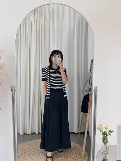 Two Pintuck Wide Pants (~3/31)