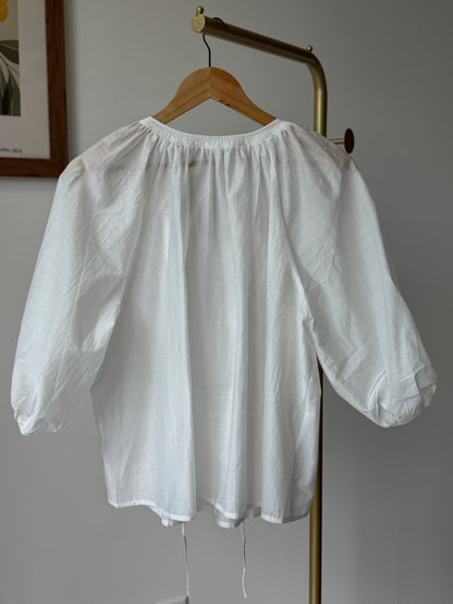 Tie-Neck Balloon Sleeve Blouse(~9/8)