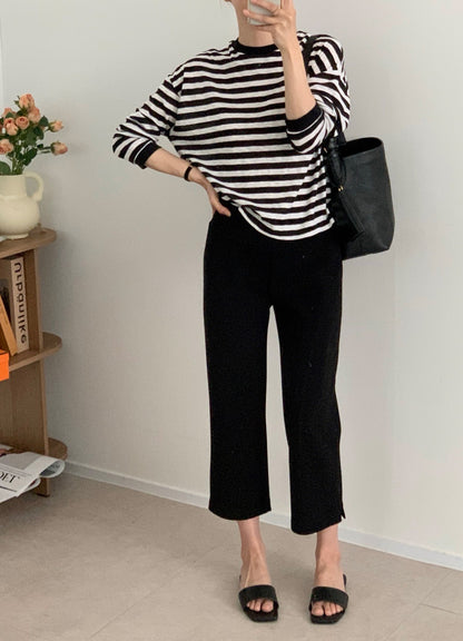 * Slim Capri Slit Pants