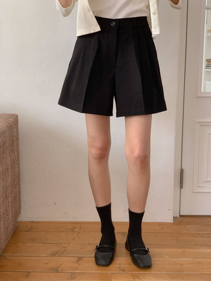 * Pintuck Cotton Shorts